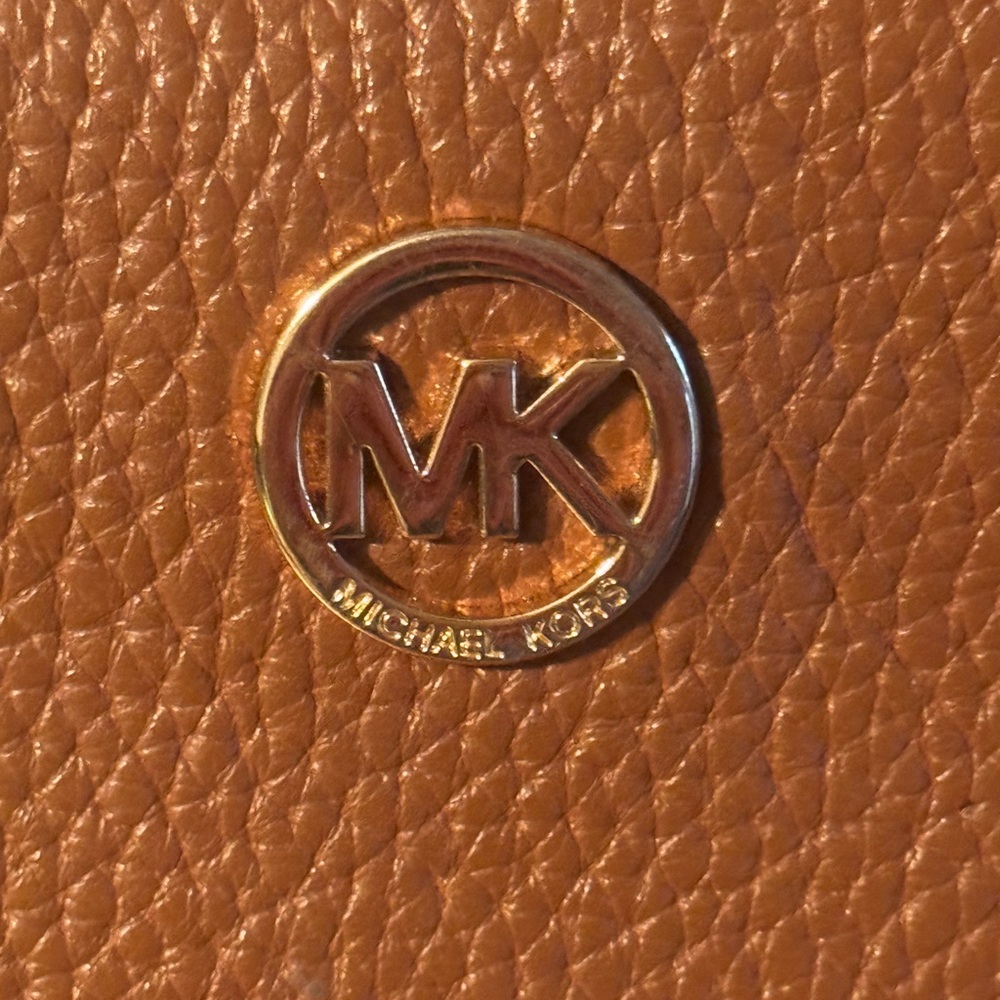 Michael Kors brown Fulton Leather Crossbody and wallet - Picture 7 of 9